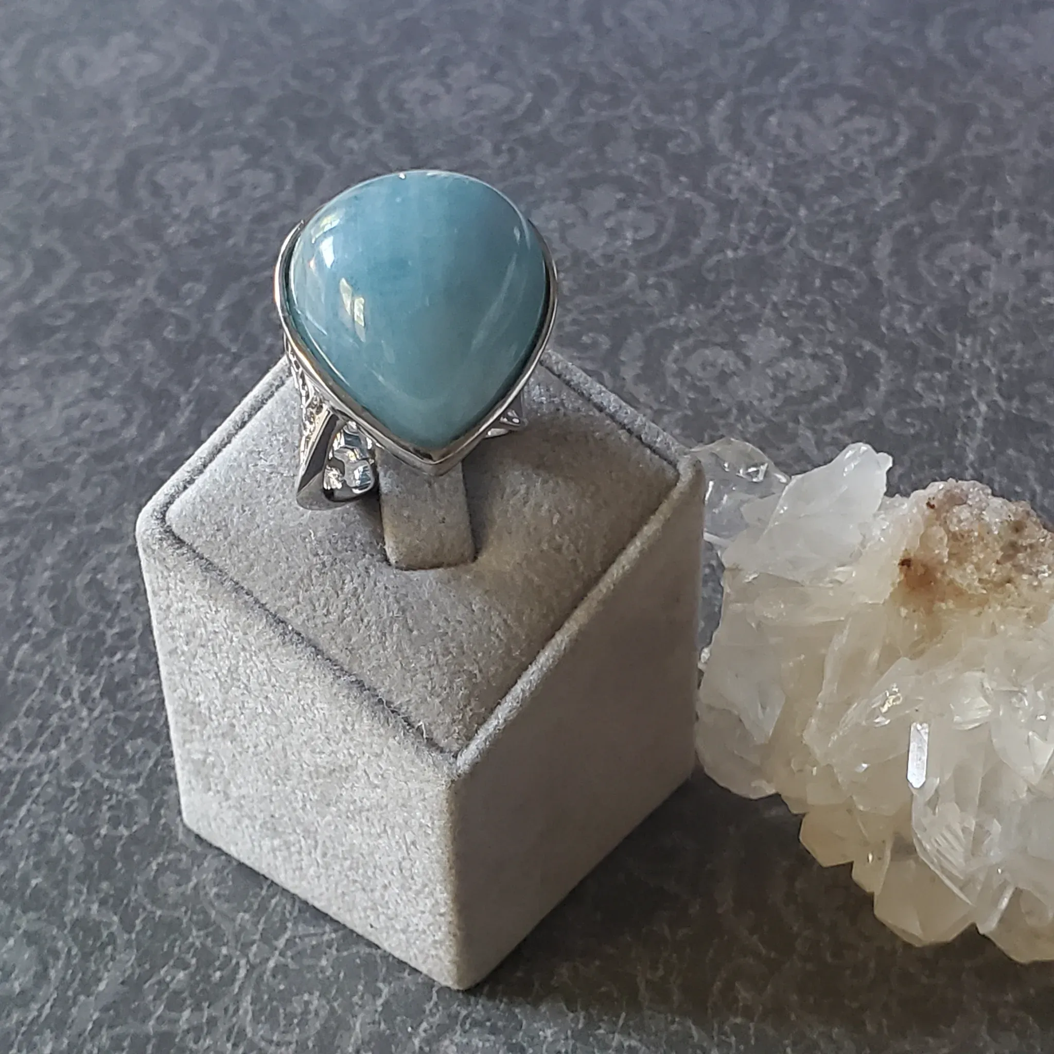 Aquamarine Sterling Silver Ring Size 7.5 (photo 9 of 10)
