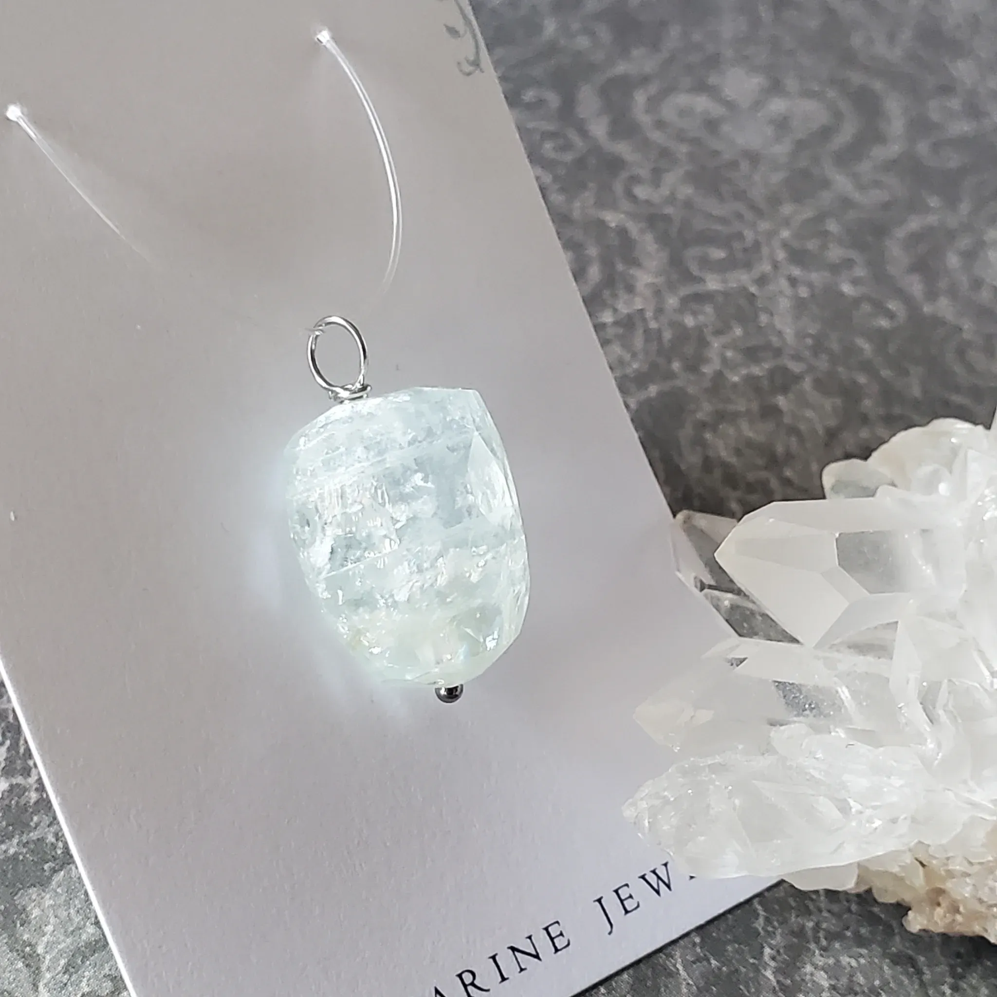 27mm x 14mm x 12mm Aquamarine Pendant (photo 6 of 8)