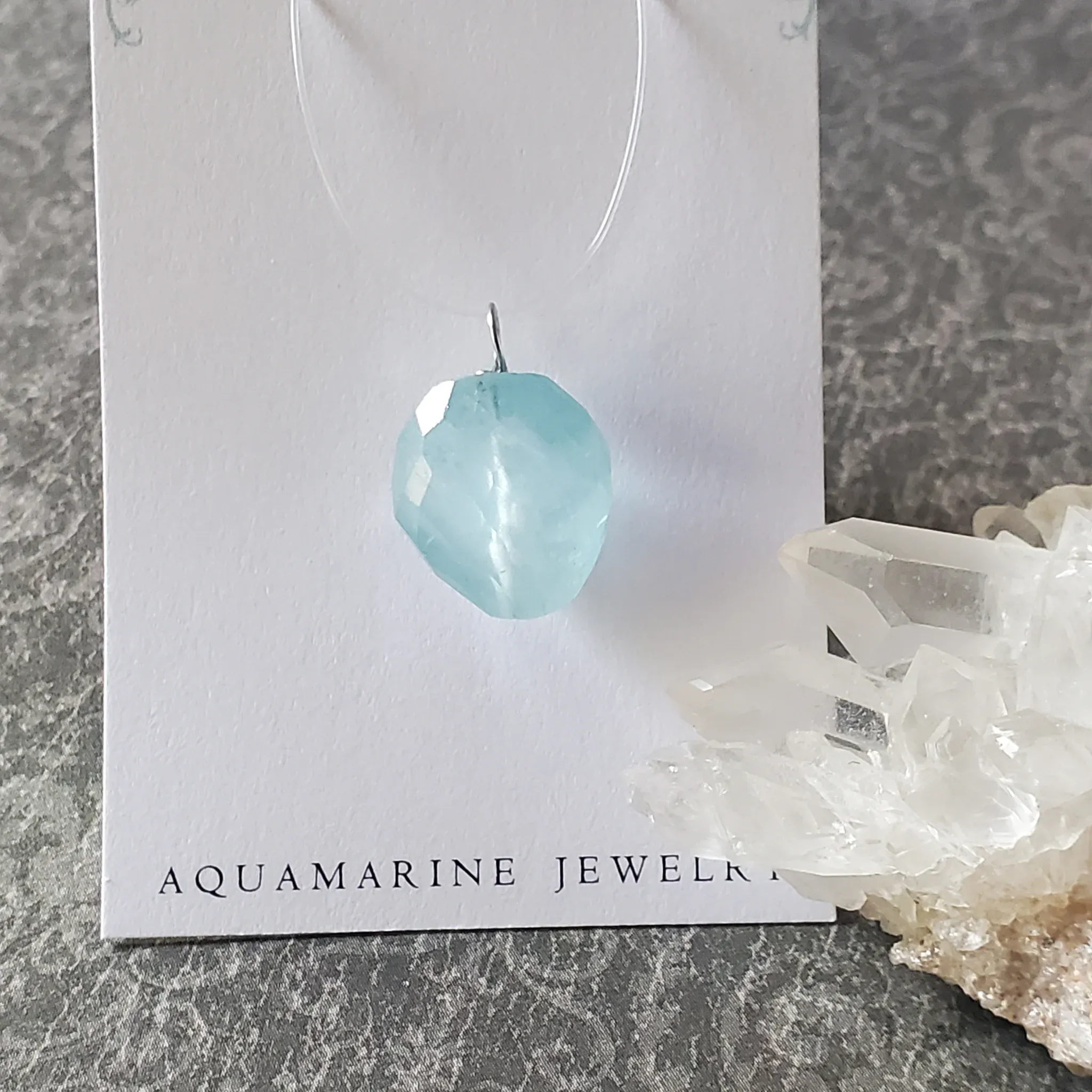 22mm x 15mm x 11mm Aquamarine Pendant (photo 9 of 10)