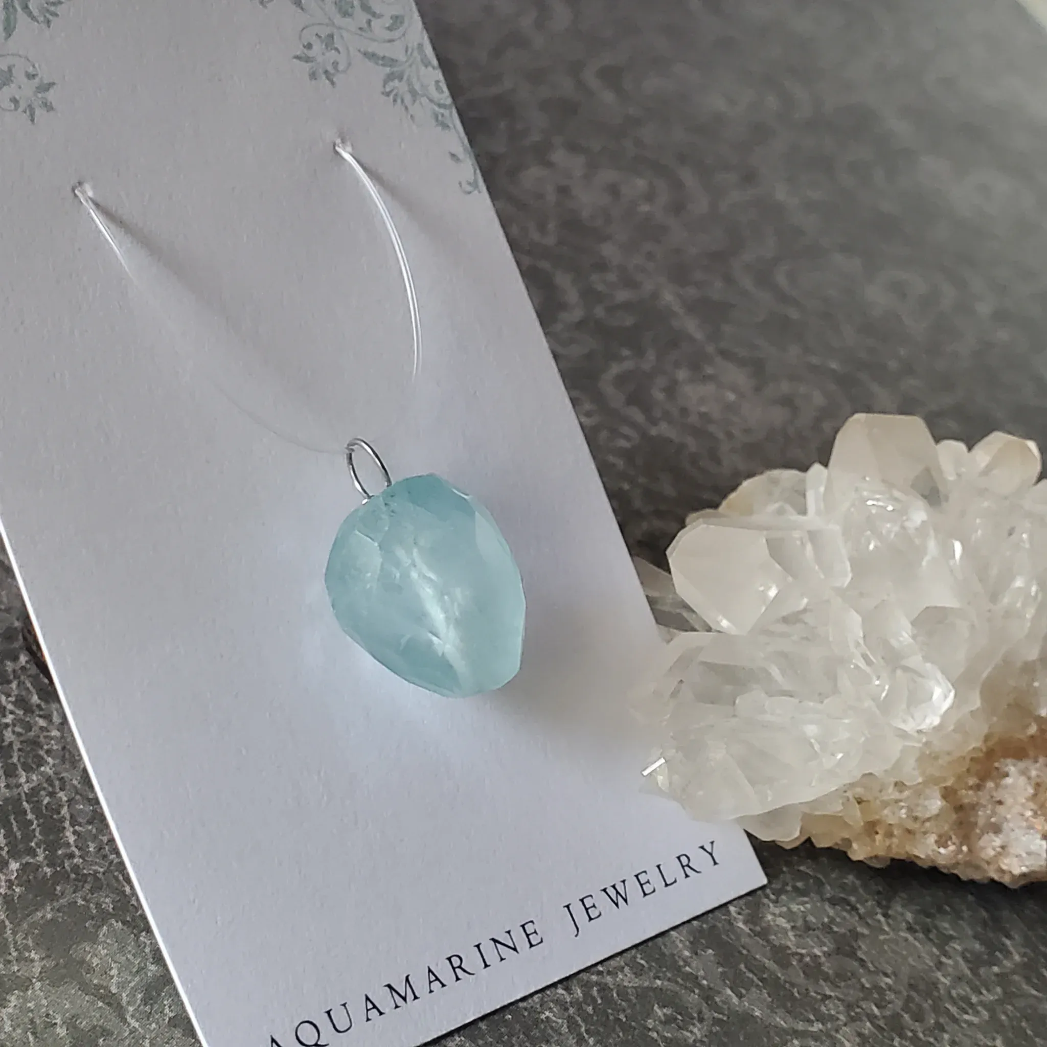 22mm x 15mm x 11mm Aquamarine Pendant (photo 4 of 10)
