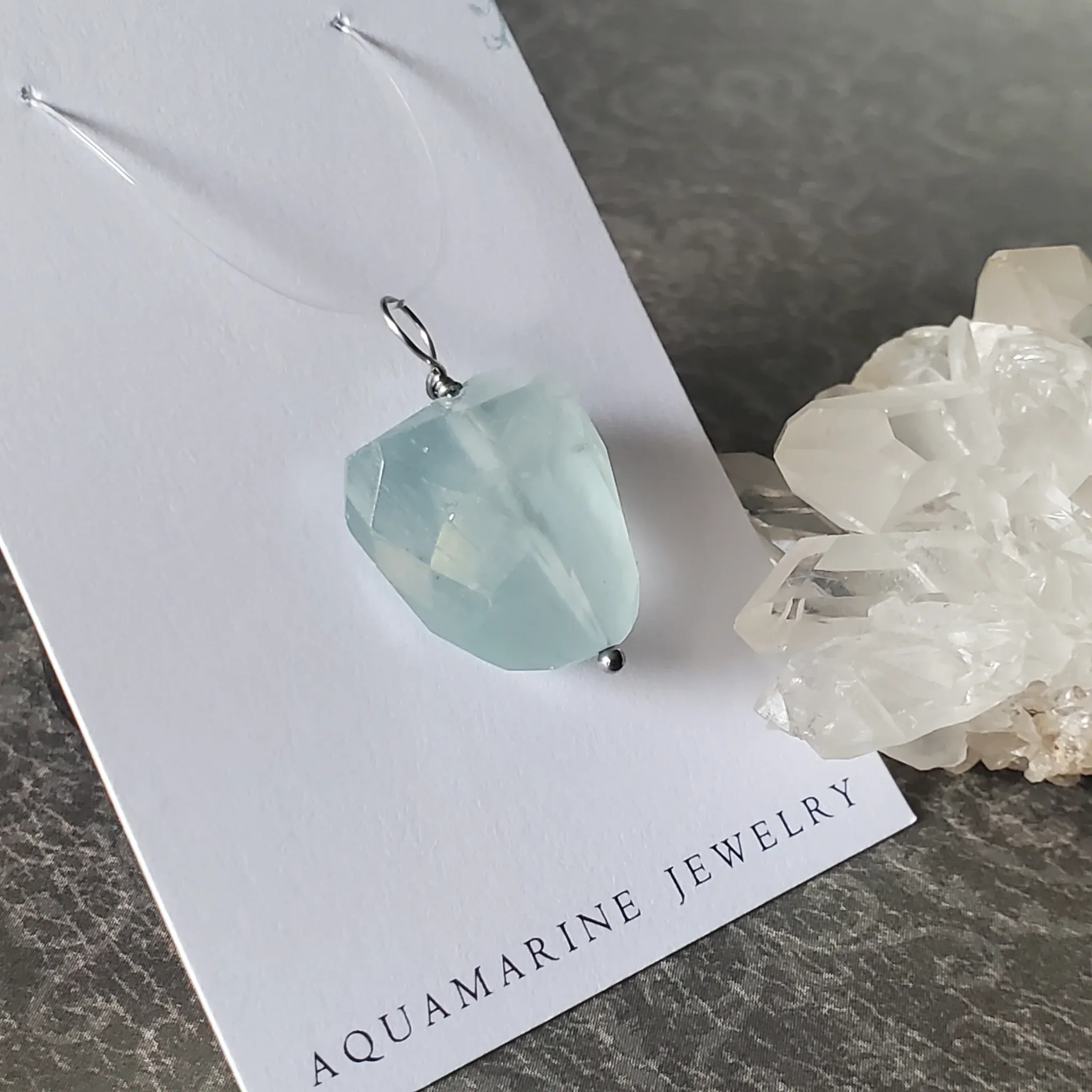 28mm x 17mm x 11mm Aquamarine Pendant (photo 6 of 9)