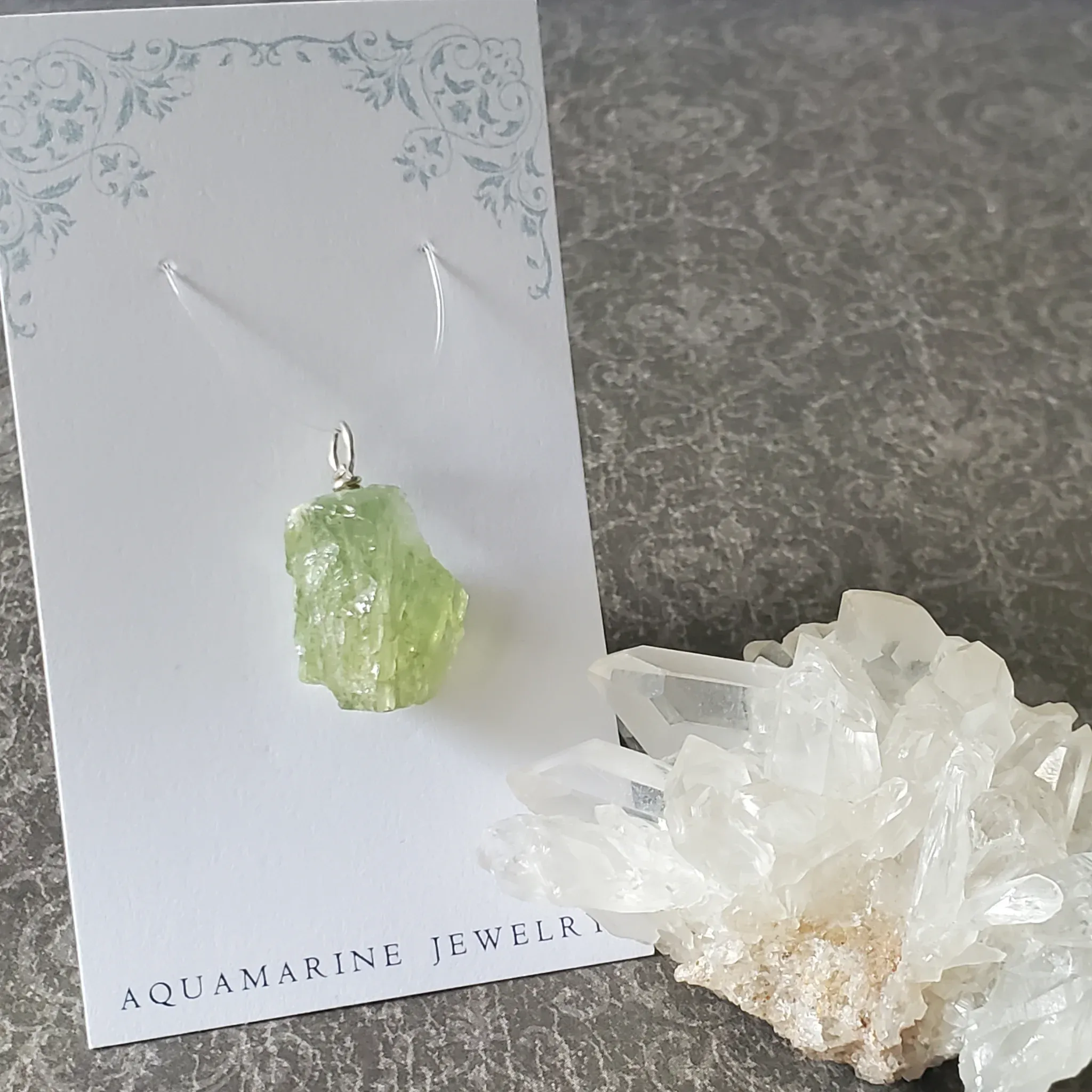 26mm x 15mm x 11mm Aquamarine Pendant (photo 3 of 9)